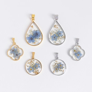 Forget Me Not Pressed Flowers Charm, Pressed Flowers Charm, Blue Real Dried Flower Charm, Dried Fonget me Not Charm for Diy Jewelry Supplies